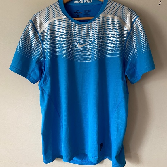 NlKE PRO Mens atlethic shirt - Picture 1 of 8